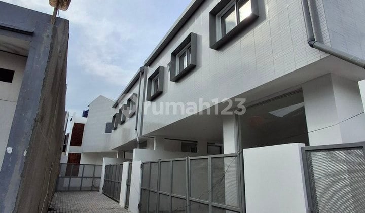 Jual Rumah Baru Jl Pesantren Cibabat Kota Cimahi