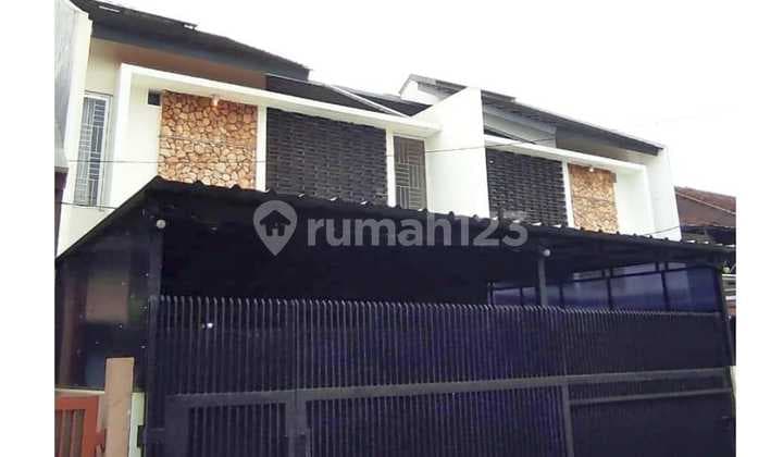 Quick Sale Second Hand House in Margahayu Raya Area, Bandung City