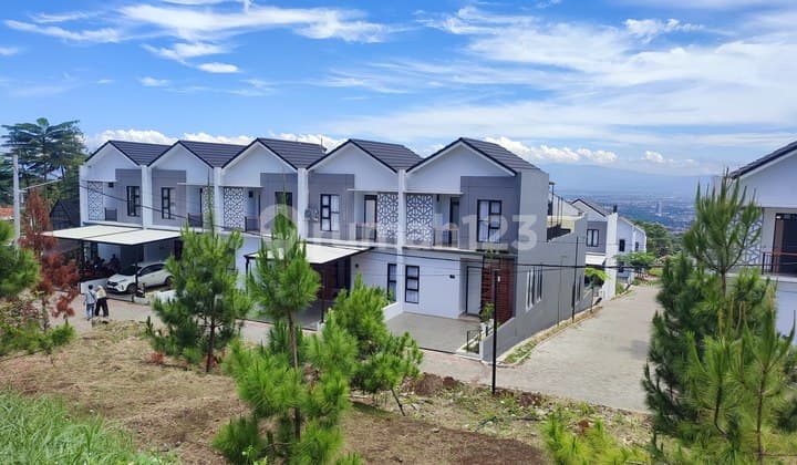 Rumah Baru Type Luxury Villa Tropis Dekat Ikea Padalarang Bandung