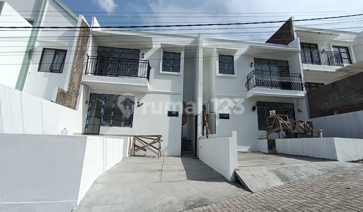 Jual Rumah Tropis Klasik Dekat Antapani Cluster Forest Village