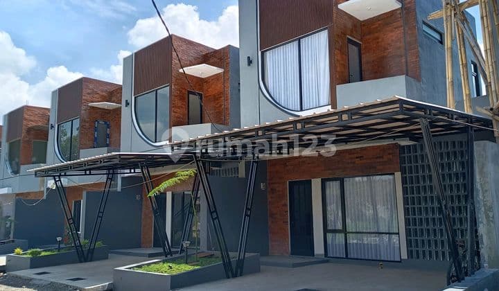 Rumah Modern Cluster Aretha Raya Living Ciganitri Ciwastra