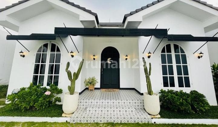 Dijual Cepat Rumah Klasik Tanah Luas Setiabudi Regency Kota Bandung