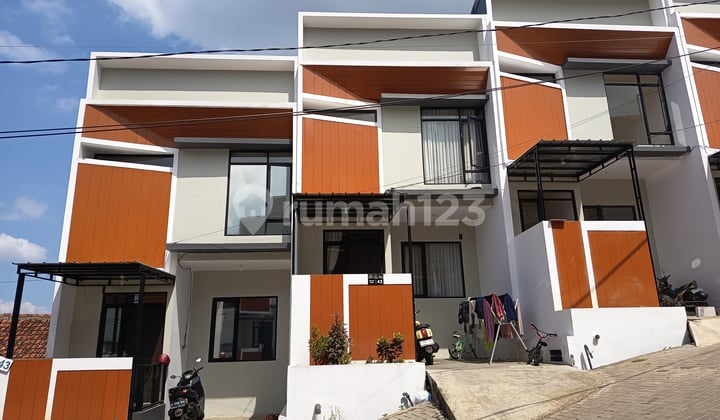 Dijual Rumah 2Lt Readystock Dktnya Tol Pasteur Bandung