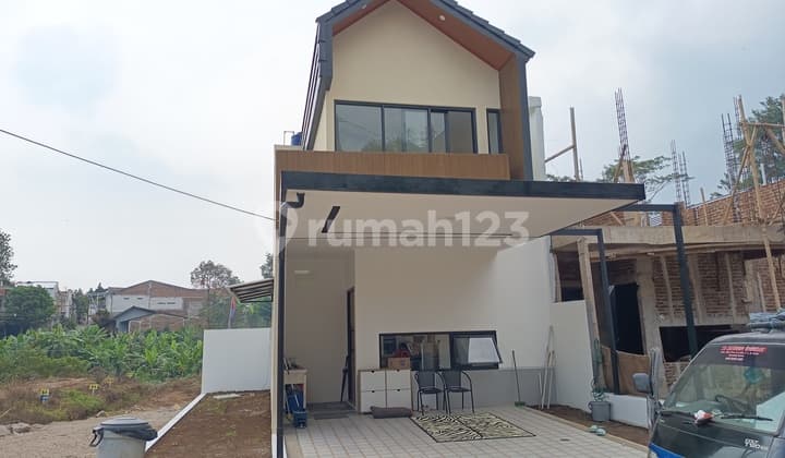 Rumah Tropis Area Komplek Borma Permata Cimahi