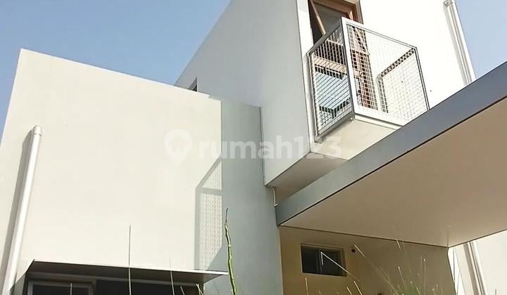Jual Rumah Hook Nevada Downtown Bandung Barat