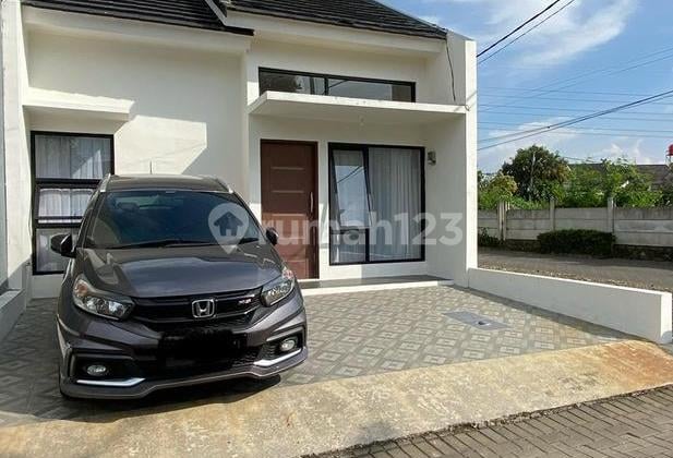 Dijual Rumah Hook Terawat Grand Pinus Regency Kota Bandung