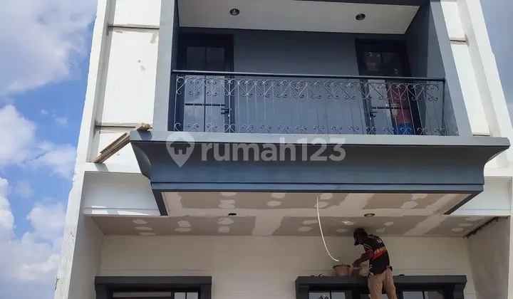 Classic House for Sale in Beverly City View Ciawitali, Cimahi
