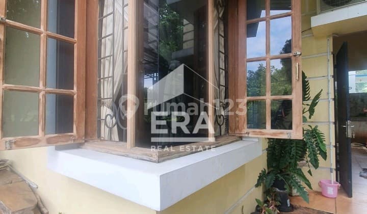 Dijual rumah di Jatisari