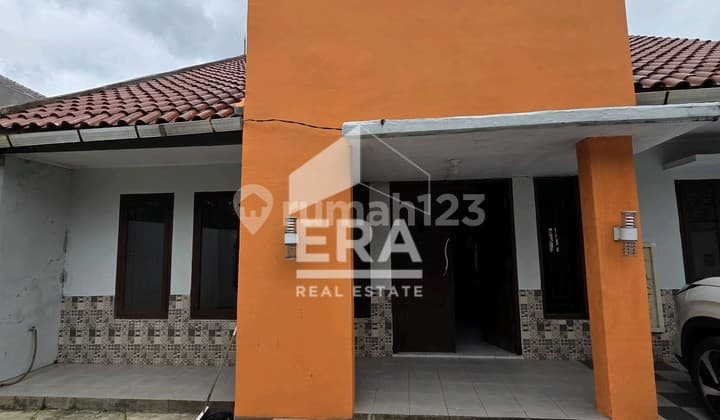 Dijual Rumah di Kranggan Jatiranggon