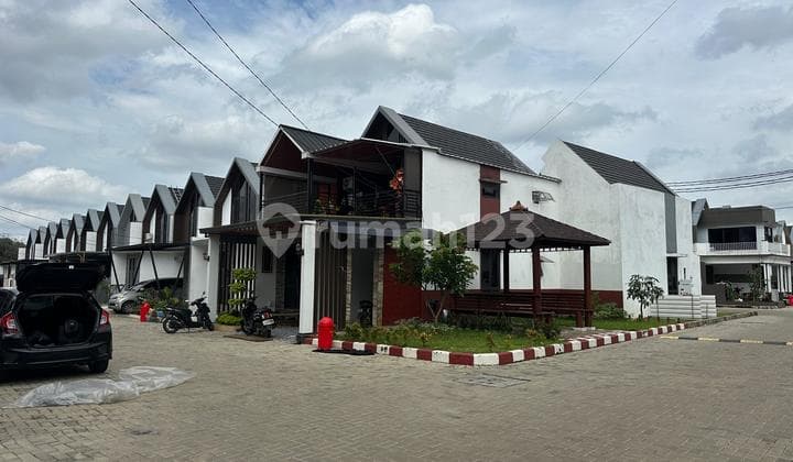 Hunian Praktis Siap Huni Fasilitas Kolam Renang Akses Mudah
