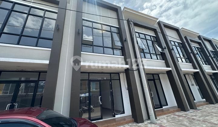 Ruko 2 Lantai Siap Pakai Bisnis Tinggal Usaha