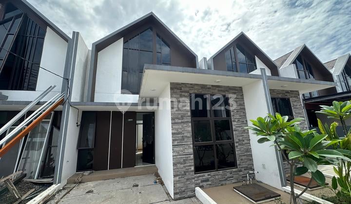 Rumah Karawaci Cocok untuk Eksekutif Muda Siap Huni