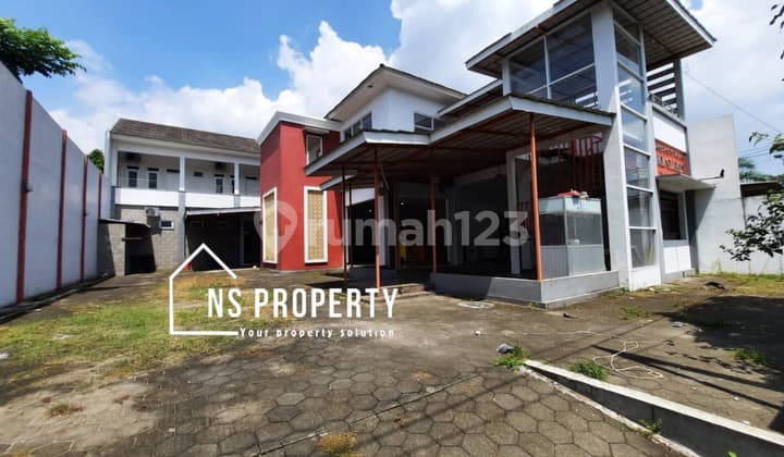 Two-Story Commercial Space in Mojosongo Boyolali Near Government Complex.