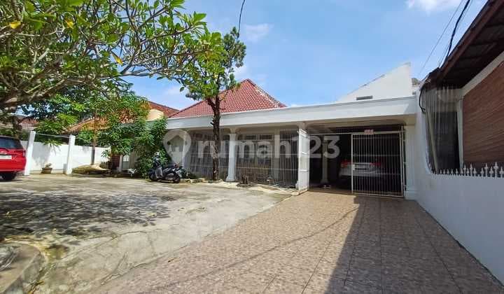 Dijual Rumah Besar Strategis - Pusat Kota Palembang (Talang Kerangga)
