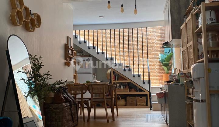 Rumah Cantik 2 Lantai Siap Huni Bukit Cimanggu City Bogor