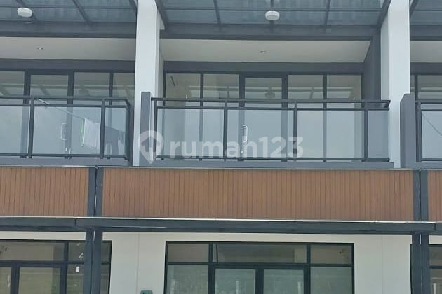 Ruko Brand New 3 lantai di Hampton Gading Serpong