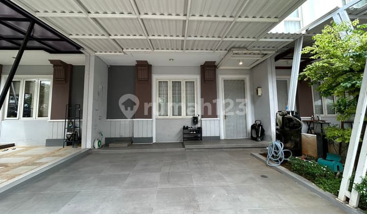 Rumah Bagus 2 Lantai Siap Huni Lokasi Strategis