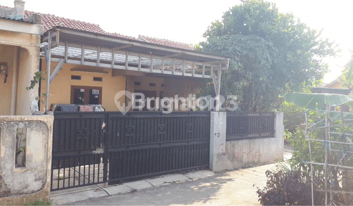 RUMAH LUAS LOKASI STRATEGIS DEPOK