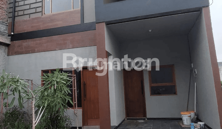 RUMAH 2 LANTAI BARU JAKARTA TIMUR SIAP HUNI LOKASI STRATEGIS LEGALITAS JELAS