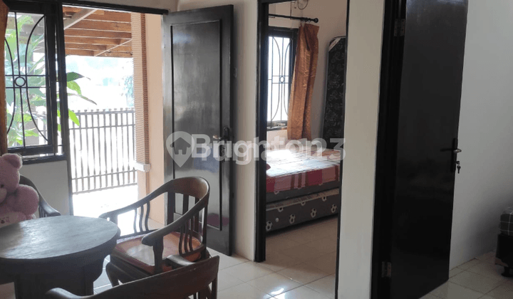 RUMAH 2 LANTAI SAWANGAN DEPOK LOKASI STRATEGIS