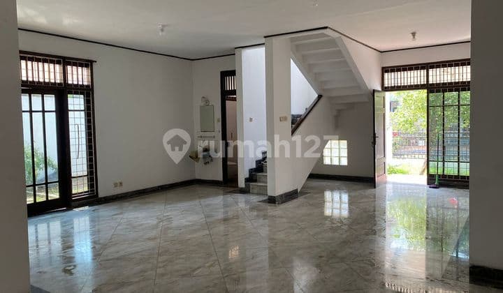 Rumah 2 Lantai 3+1 Kt di Taman Alfa Indah
