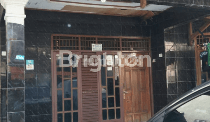 RUMAH + KONTRAKAN PETUKANGAN JAKSEL BEBAS BANJIR