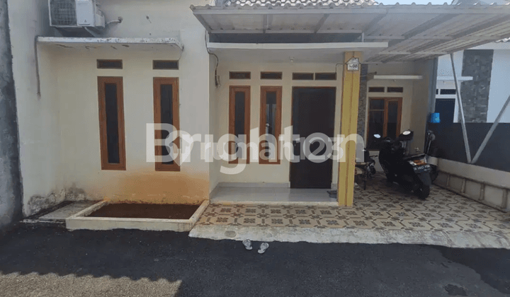 RUMAH MINIMALIS NYAMAN DAN TERAWAT DALAM CLUSTER