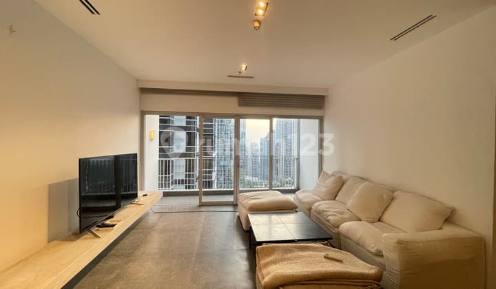 For Rent Capital Residence Fully Renovated and Brand New 3 Bedroom Ready to Move In.