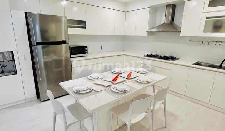 Di Jual Apartemen Taman Rasuna 3 Kamar, Sudah Renovas Total. Siap Huni.