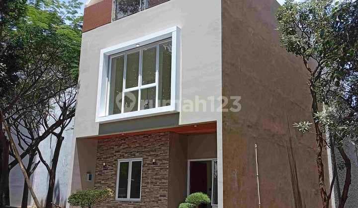 Rumah Siap Huni di WELFORD GREENWICH PARK
