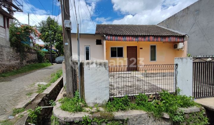 Rumah Hook Dan Butuh Uang Rumah