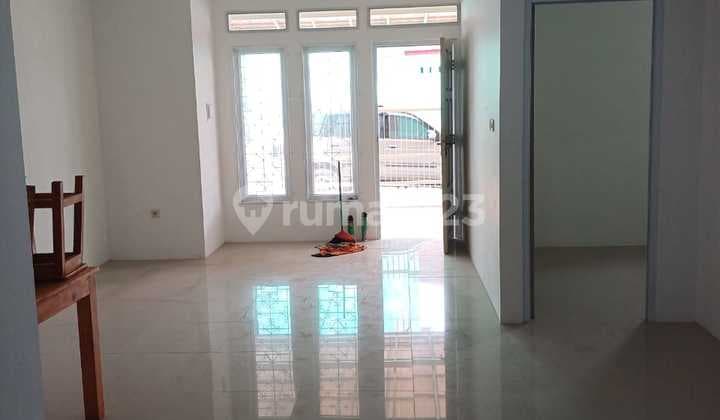 For Rent, Quick House in Kosambi, West Jakarta