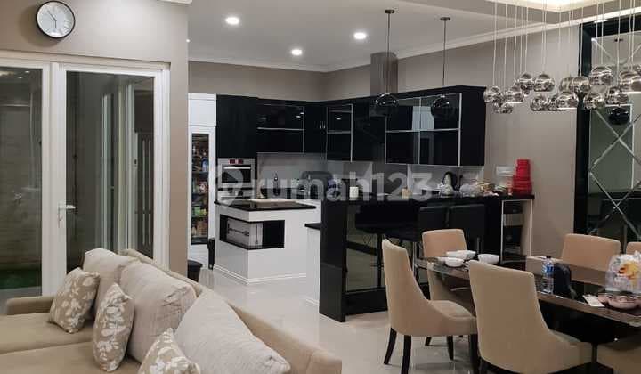 Dijual Cepat Rumah Bagus Green Lake City Cluster Favourite