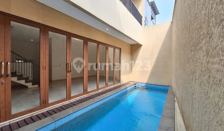 Rumah 2 Lantai Siap Huni LT 260M2 Area Kemang, Jakarta