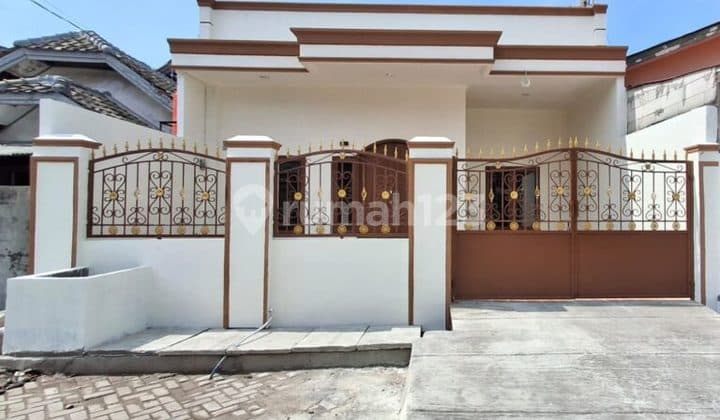 For Sale Fast: Beautiful House in Thb Harapan Indah Bekasi