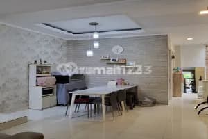 Dijual Rumah Nyaman Siap Huni dan Sudah Renovasi di Cluster Palm Summarecon Bekasi