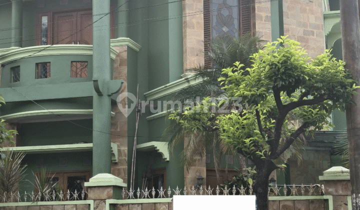 Dijual Rumah Mewah Luas & Nyaman Cocok Untuk Keluarga Besar