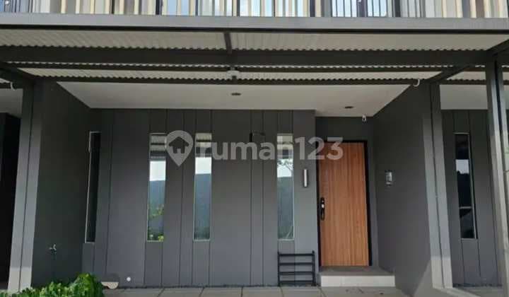 Jual Rumah Minimalis Modern 2 Lantai di Cluster Zliving Grand Wisata
