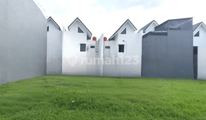 Plot in Jura Cluster 10X20 200M Metland Menteng Cakung