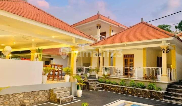 Homestay & Private Villa Lovina 18 Kamar Ijin Pondok Wisata