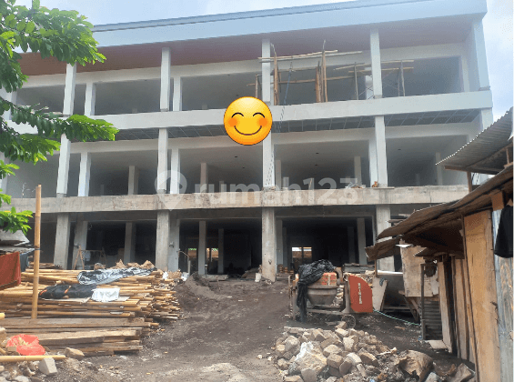 Bebas Banjir, Ruko Baru , 3 Lantai, di Raya Kuta