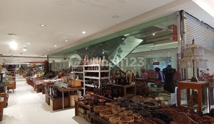 Sewa Ritel Luas 174 di Blok M Pasaraya Kebayoran Baru Jakarta Selatan