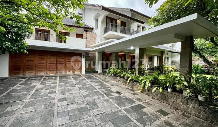 FOR SALE: 726 SQ.M SPACIOUS HOUSE IN DARMAWANGSA, SOUTH JAKARTA