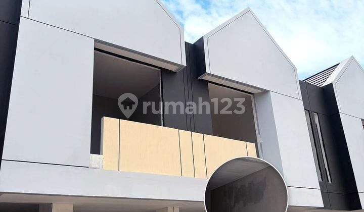 JUAL RUMAH COCOK UNTUK PASANGAN MUDA DI PARK SPRING GADING