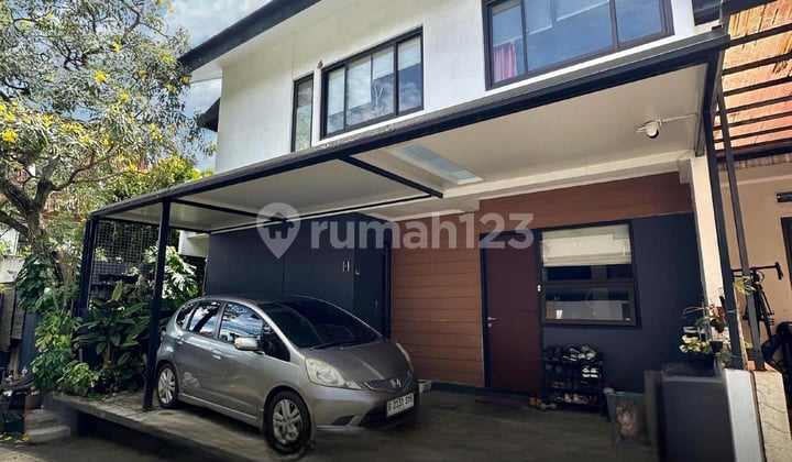 Rumah Furnish Dalam Cluster di Bintaro Kesehatan Jakarta Selatan