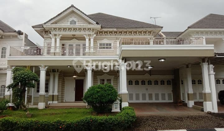 Rumah terawat di Kota Wisata