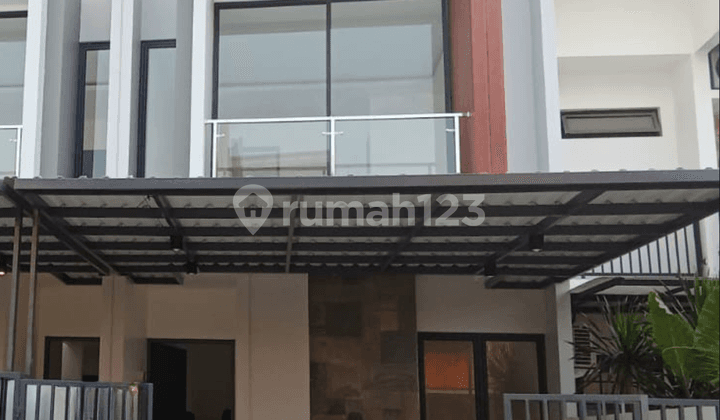 Dijual Rumah 2 Lantai Siap Huni di Cluster Clematis Metland Puri