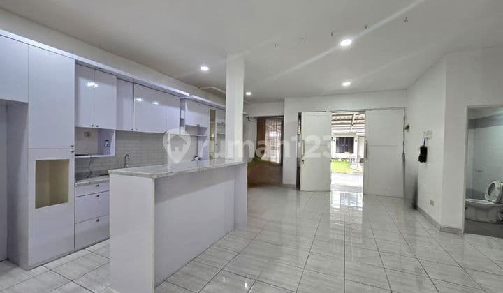 Rumah 2 Lantai Siap Huni di Serenade Lake Gading Serpong