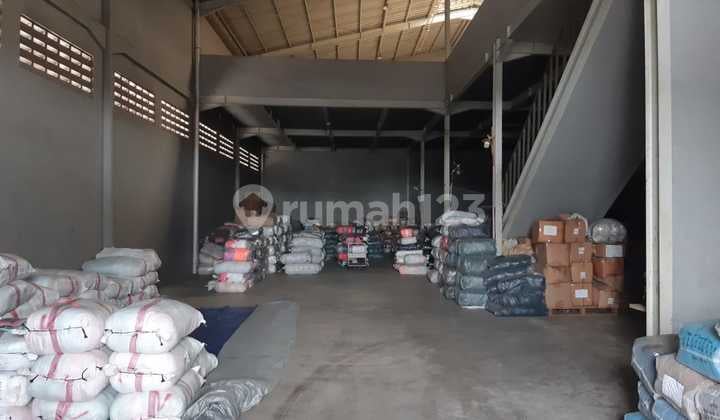 Gudang 2 Lantai Kavling Dpr Cipondoh Siap Pakai Bangunan Rapih