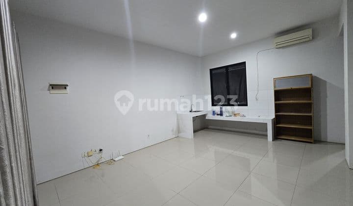 Rumah Citra Garden Puri Dekat Club House Siap Pakai Dekat Green Lake City